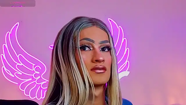 Snapshot of _scarletmoore chatting on September 2025 09:25:02 AM scarletmoore online show from September 2025 09:25:02 AM