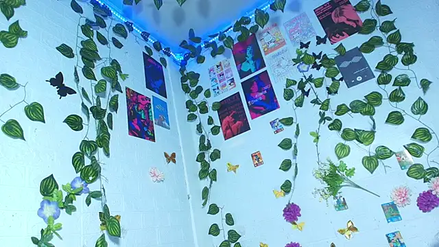 Snapshot of stevan1855 chatting on March 2026 04:32:01 PM stevan1855 online show from March 2026 04:32:01 PM