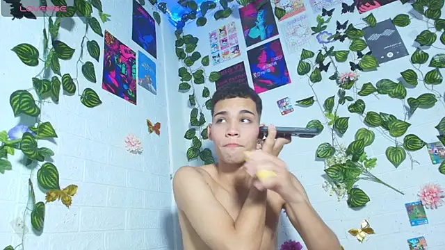 Snapshot of stevan1855 chatting on April 2026 01:25:01 AM stevan1855 online show from April 2026 01:25:01 AM