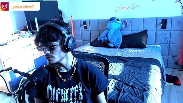 Snapshot of JordanShow chatting on March 2026 08:19:01 AM JordanShow online show from March 2026 08:19:01 AM