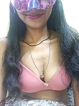Nandinip2706 online show from July 2026 08:45:01 AM