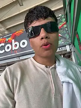 Logan smith1 online show from November 2025 03:45:01 PM