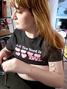 Snapshot of PrincesseMalicia chatting on February 2026 02:54:01 PM PrincesseMalicia online show from February 2026 02:54:01 PM