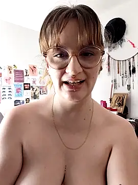 PrincesseMalicia online show from April 2026 01:28:01 PM