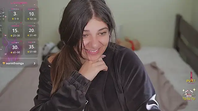 Snapshot of JulietDream chatting on September 2025 12:53:01 PM JulietDream online show from September 2025 12:53:01 PM