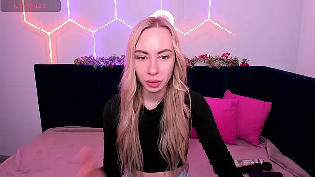 Diana Garrett online show from December 2024 01:45:01 AM