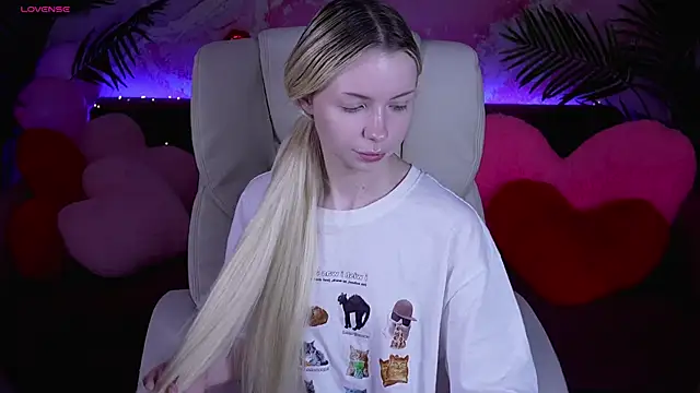 EviStar online show from February 2026 07:51:02 AM