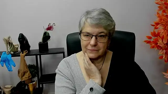 IrisDream online show from December 2024 11:13:01 AM