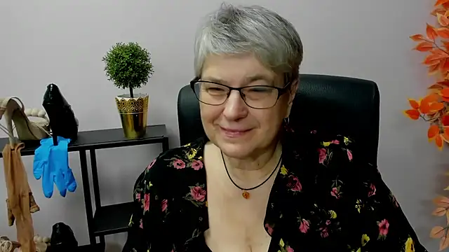 IrisDream online show from January 2025 10:54:01 AM