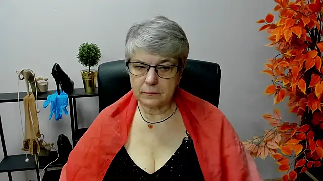 IrisDream online show from January 2025 07:18:02 AM