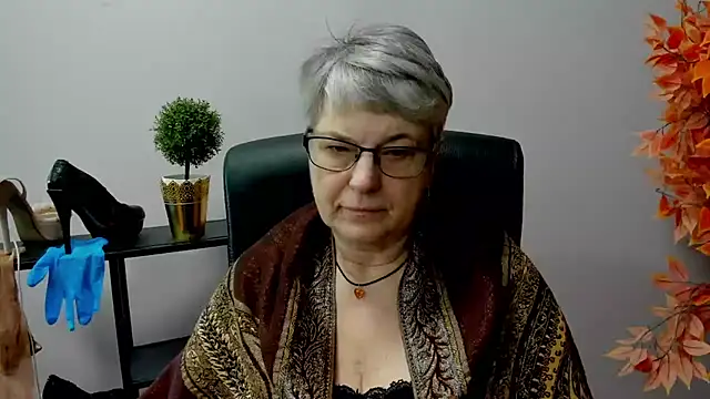 IrisDream online show from February 2025 11:09:02 AM