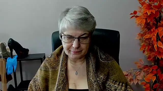 IrisDream online show from March 2025 10:44:02 AM