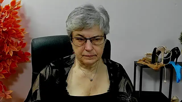 IrisDream online show from November 2025 07:13:02 AM