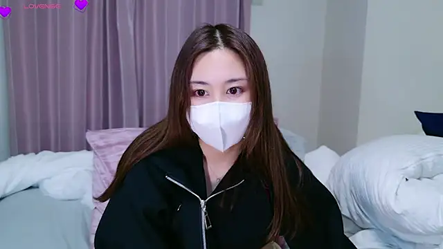 Snapshot of -satomi-jp chatting on January 2025 01:30:01 PM -satomi-jp online show from January 2025 01:30:01 PM