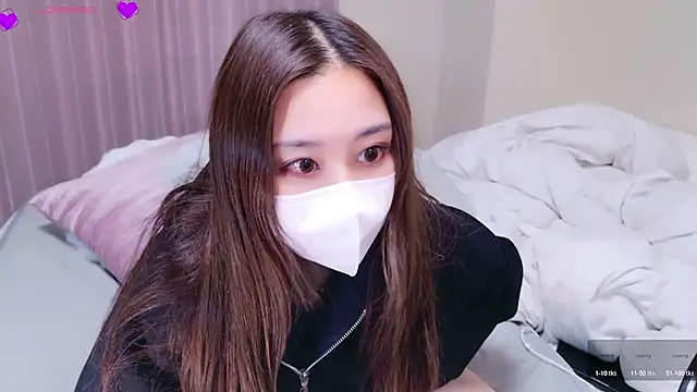 Snapshot of -satomi-jp chatting on February 2025 12:16:01 PM -satomi-jp online show from February 2025 12:16:01 PM