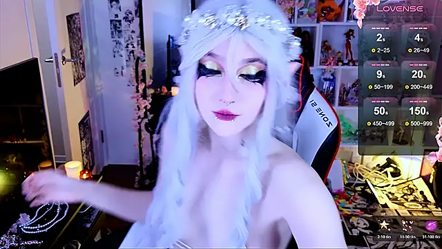 Snapshot of Aki__Ra chatting on March 2026 01:32:01 AM Aki Ra online show from March 2026 01:32:01 AM