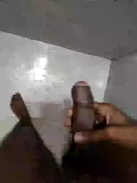 Snapshot of biggest_lund_ chatting on January 2025 05:24:01 AM biggest lund online show from January 2025 05:24:01 AM