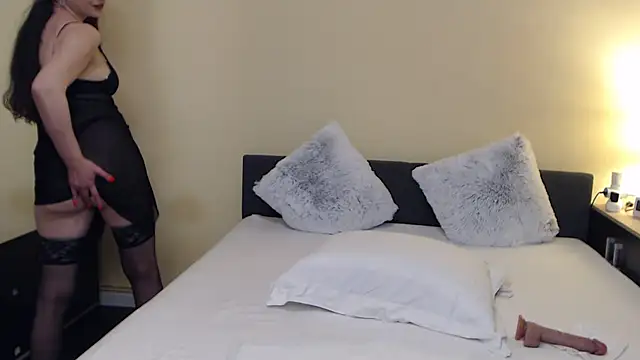 Snapshot of Melissa_Mely chatting on January 2025 04:44:02 AM Melissa Mely online show from January 2025 04:44:02 AM