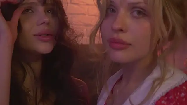 divinelights online show from February 2025 10:25:01 PM