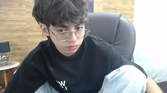 jhoellx online show from January 2025 12:17:02 PM