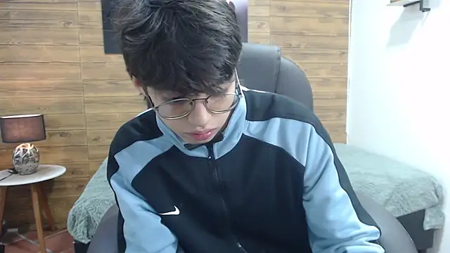 jhoellx online show from January 2025 12:29:01 PM