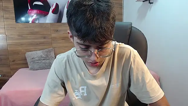 jhoellx online show from September 2025 07:40:02 PM