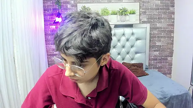 jhoellx online show from October 2025 09:17:02 PM