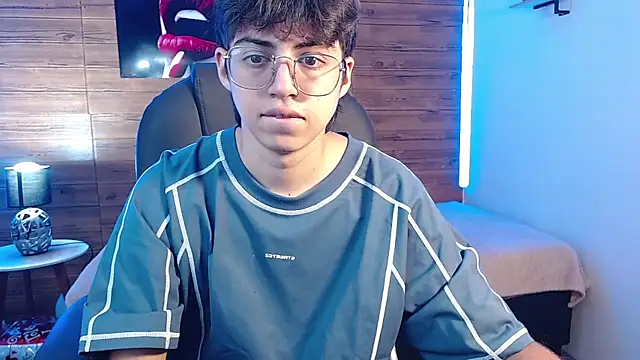 jhoellx online show from October 2025 09:38:02 PM