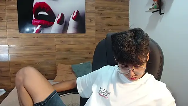 jhoellx online show from November 2025 08:00:01 PM