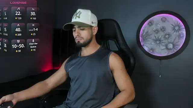 khriss brown online show from November 2025 08:46:02 PM