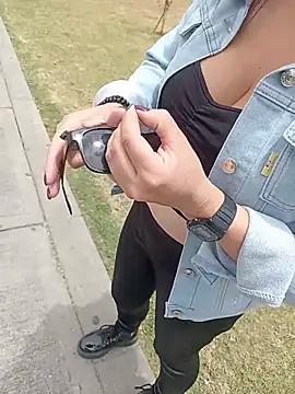 sophie banger online show from March 2026 05:31:02 PM