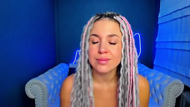 rock n roxy online show from November 2025 01:28:01 AM