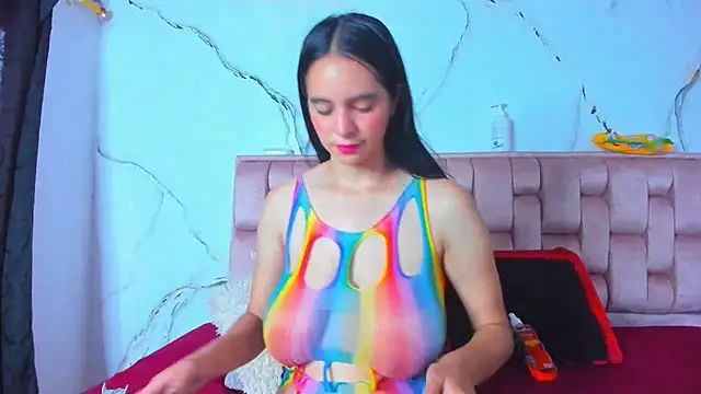 GabySteven online show from December 2024 11:31:02 AM