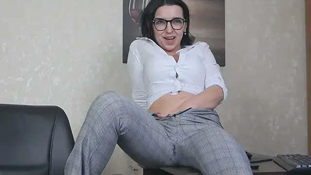 Snapshot of Ortensialady76 chatting on March 2025 12:16:01 PM Ortensialady76 online show from March 2025 12:16:01 PM