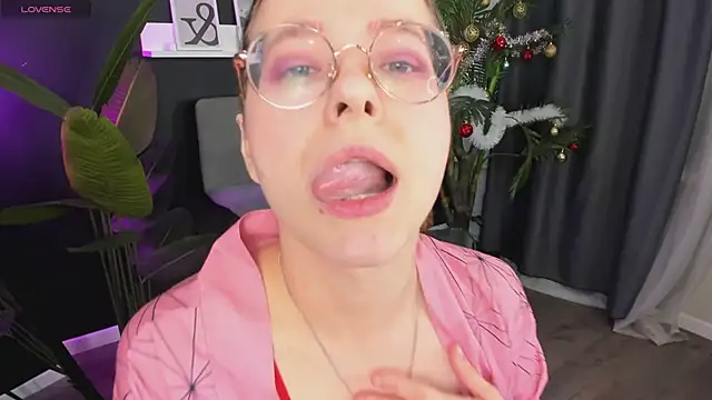 CassieCool online show from January 2025 08:58:02 PM