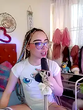 Yennastone online show from December 2024 07:24:02 PM