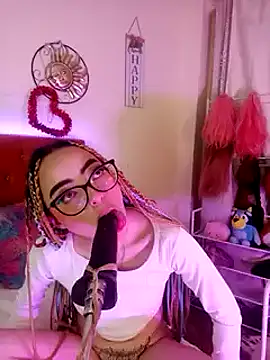 Yennastone online show from January 2025 03:47:01 AM