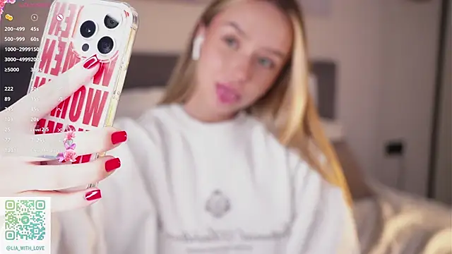 HollisBeckett online show from October 2025 03:07:02 AM