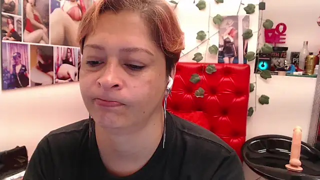 eva twiss online show from February 2025 11:47:02 AM