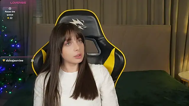 Snapshot of Alisa054 chatting on December 2024 10:50:01 PM Alisa054 online show from December 2024 10:50:01 PM