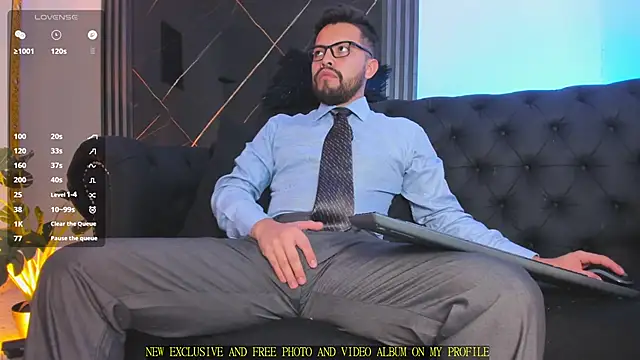 LuccaMallard online show from June 2026 09:19:01 PM