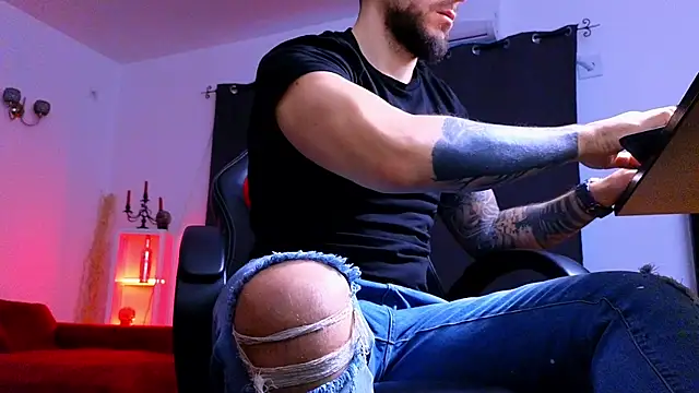 MightyAaron66 online show from January 2026 06:04:01 AM