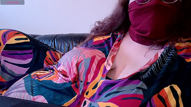 Snapshot of DoubleCherryBombXO chatting on January 2025 12:32:02 PM DoubleCherryBombXO online show from January 2025 12:32:02 PM