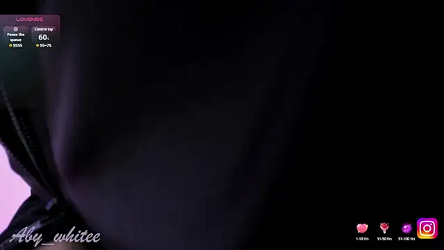 Snapshot of AbyWhitee chatting on December 2024 06:00:02 PM AbyWhitee online show from December 2024 06:00:02 PM