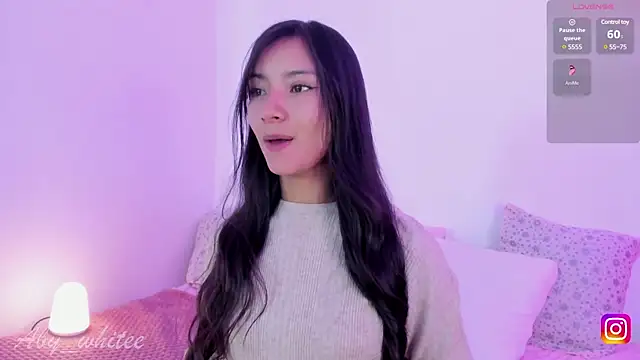 Snapshot of AbyWhitee chatting on January 2025 02:09:01 AM AbyWhitee online show from January 2025 02:09:01 AM