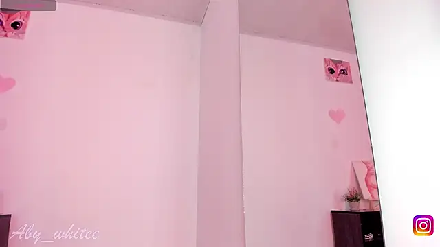 Snapshot of AbyWhitee chatting on September 2025 01:02:01 PM AbyWhitee online show from September 2025 01:02:01 PM