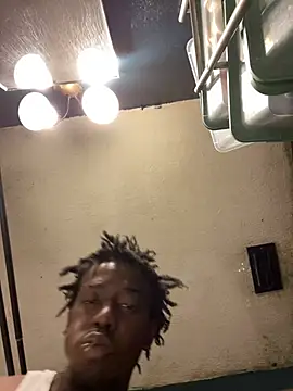 Snapshot of Dambaby25 chatting on April 2026 11:35:01 PM Dambaby25 online show from April 2026 11:35:01 PM