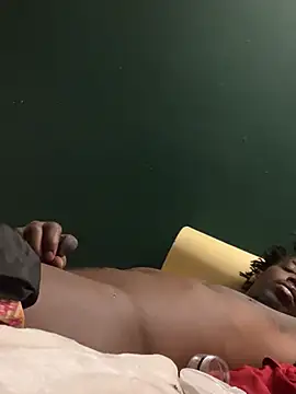 Snapshot of Dambaby25 chatting on April 2026 05:32:02 AM Dambaby25 online show from April 2026 05:32:02 AM