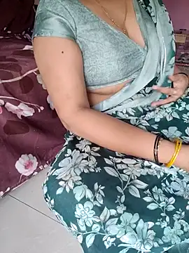 Snapshot of samitasharma chatting on May 2026 05:36:02 AM samitasharma online show from May 2026 05:36:02 AM