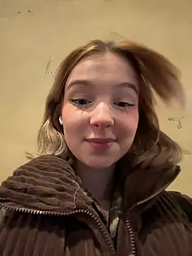 Snapshot of Baby_Tiny chatting on January 2025 05:22:02 PM Baby Tiny online show from January 2025 05:22:02 PM